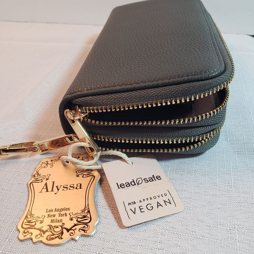 Alyssa womans wallet clutch wristlet gray double zipper Vegan New with Tags